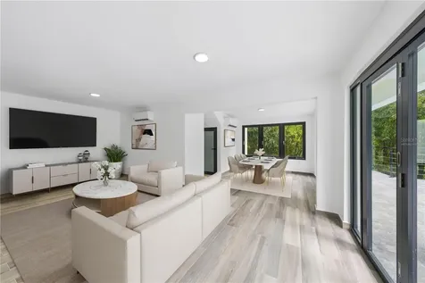15 San Isaac Street San Juan PR 00927