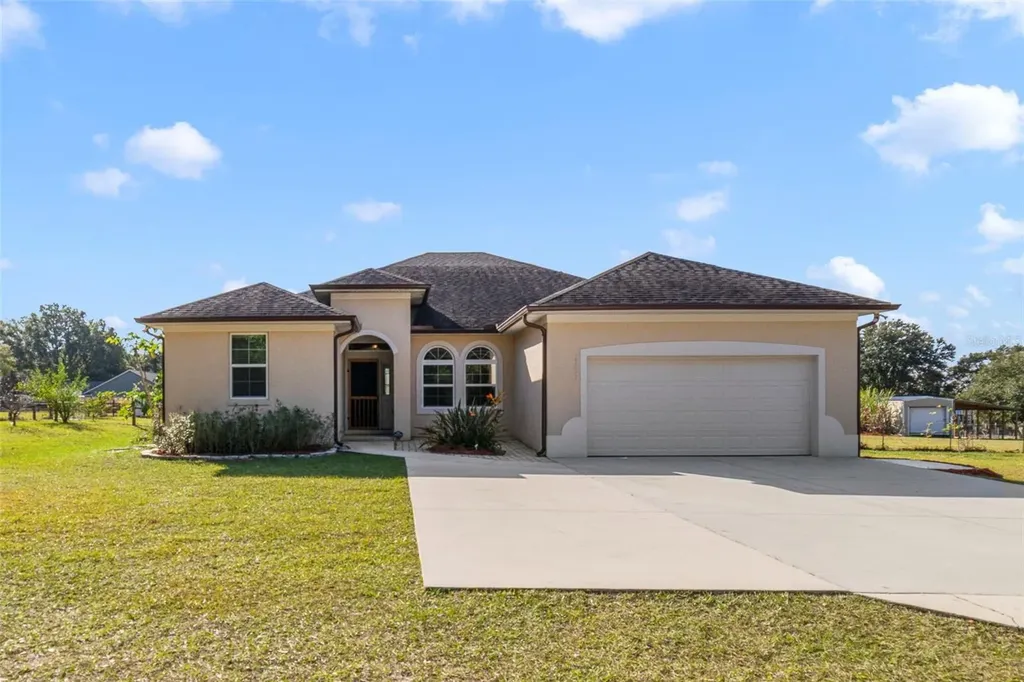 37041 N Thrill Hill Road Eustis FL 32736