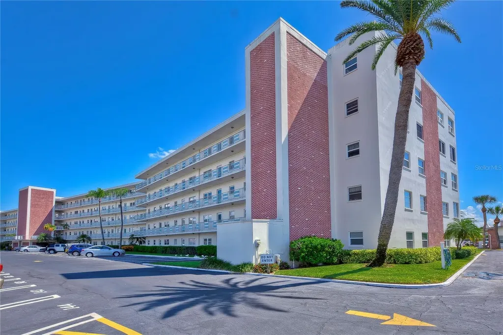 5575 Gulf Boulevard St Pete Beach FL 33706