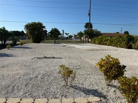 1447 Flamingo Drive Englewood FL 34224