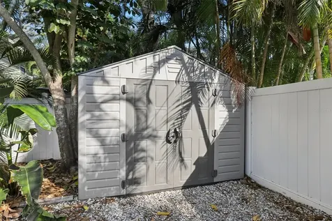 416 Wildwood Way Belleair FL 33756