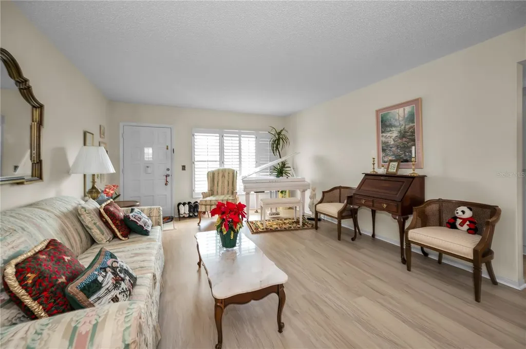 2358 Ecuadorian Way Clearwater FL 33763