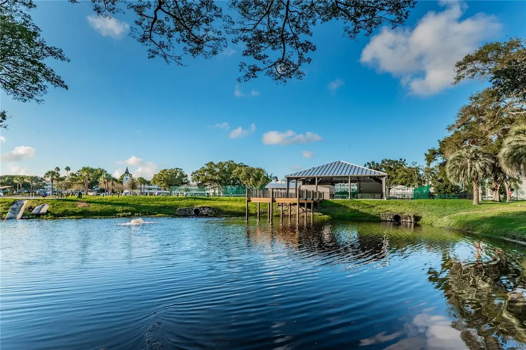 2358 Ecuadorian Way Clearwater FL 33763