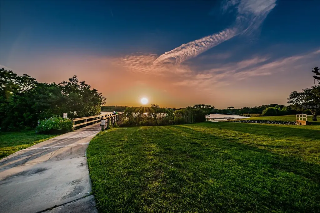 2358 Ecuadorian Way Clearwater FL 33763