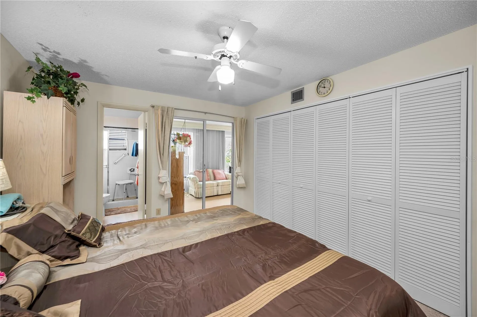 2358 Ecuadorian Way Clearwater FL 33763