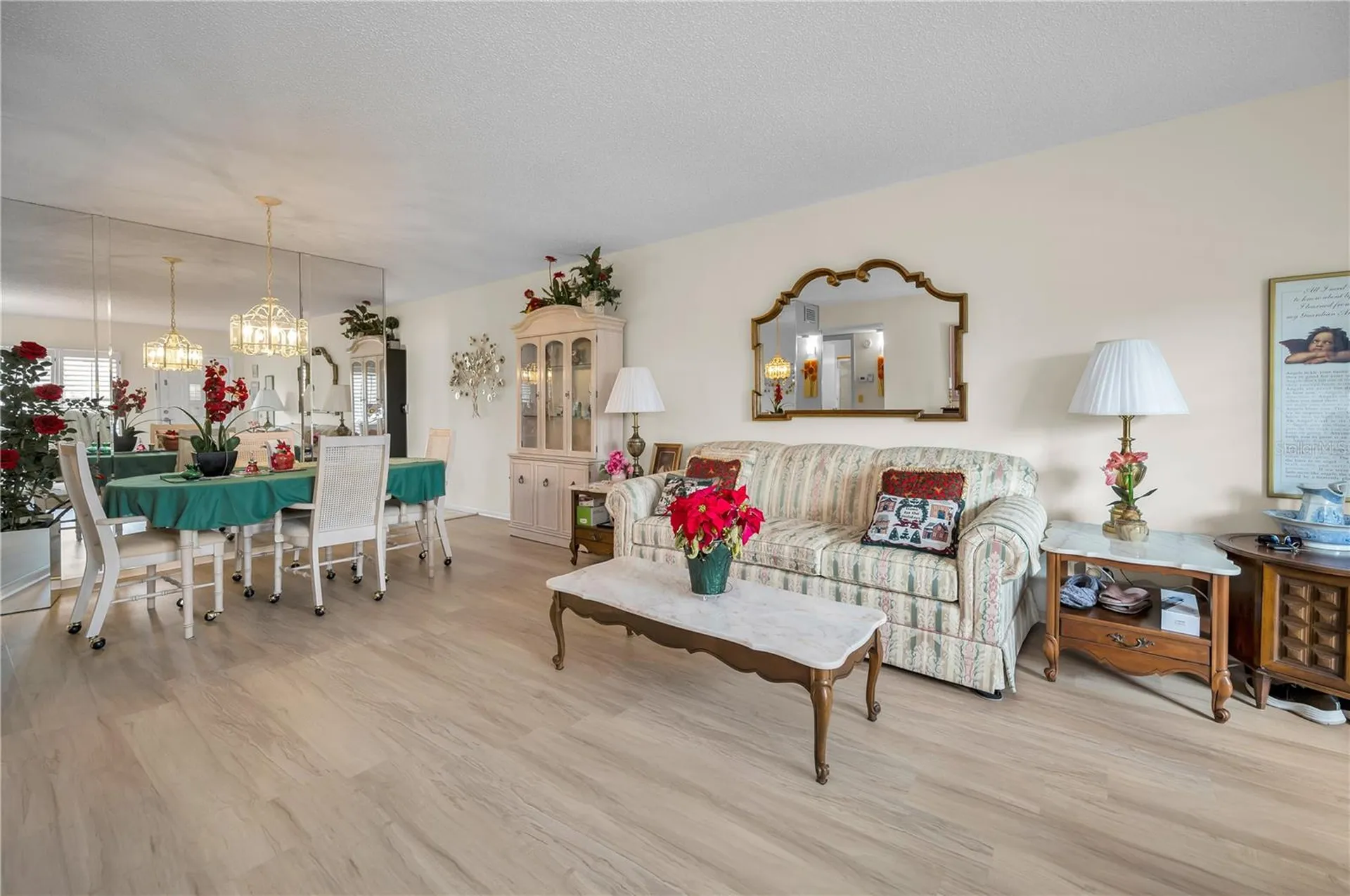 2358 Ecuadorian Way Clearwater FL 33763