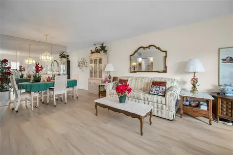 2358 Ecuadorian Way Clearwater FL 33763