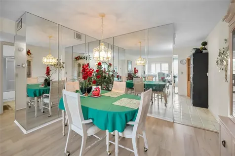 2358 Ecuadorian Way Clearwater FL 33763