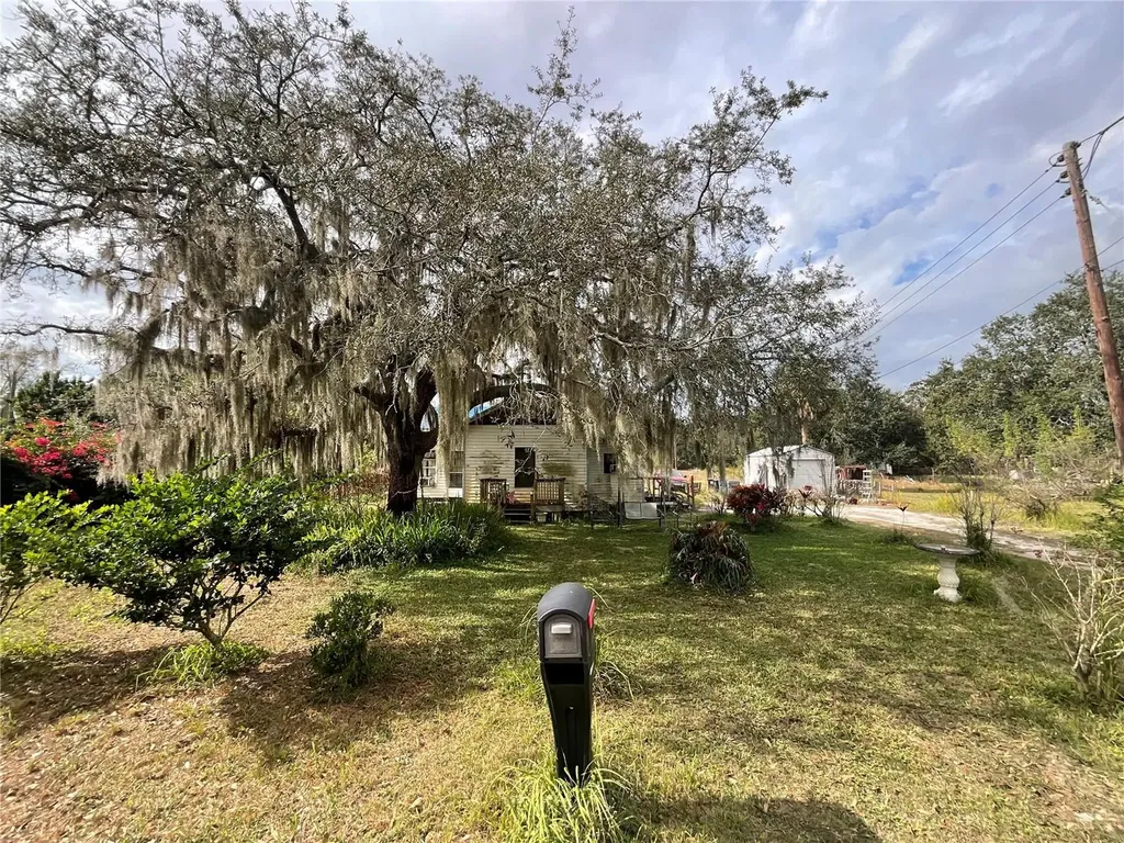 1701 Sanford Street Lake Wales FL 33859