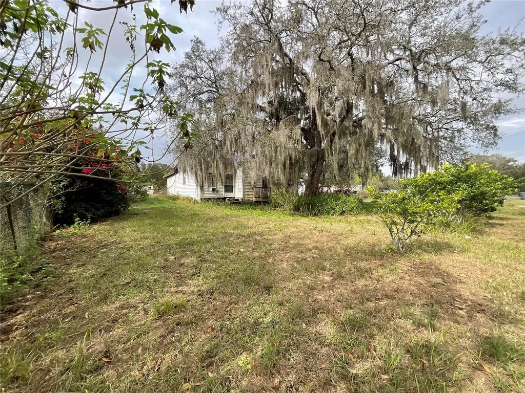 1701 Sanford Street Lake Wales FL 33859