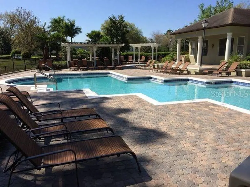 738 Crest Pines Drive Orlando FL 32828