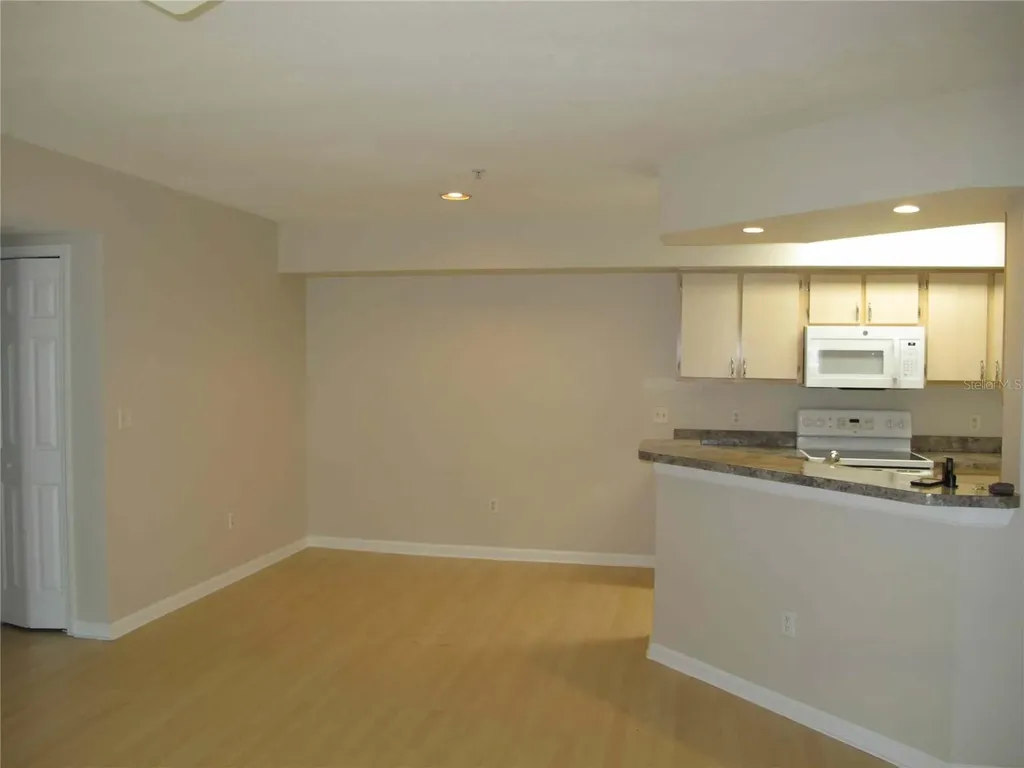 738 Crest Pines Drive Orlando FL 32828