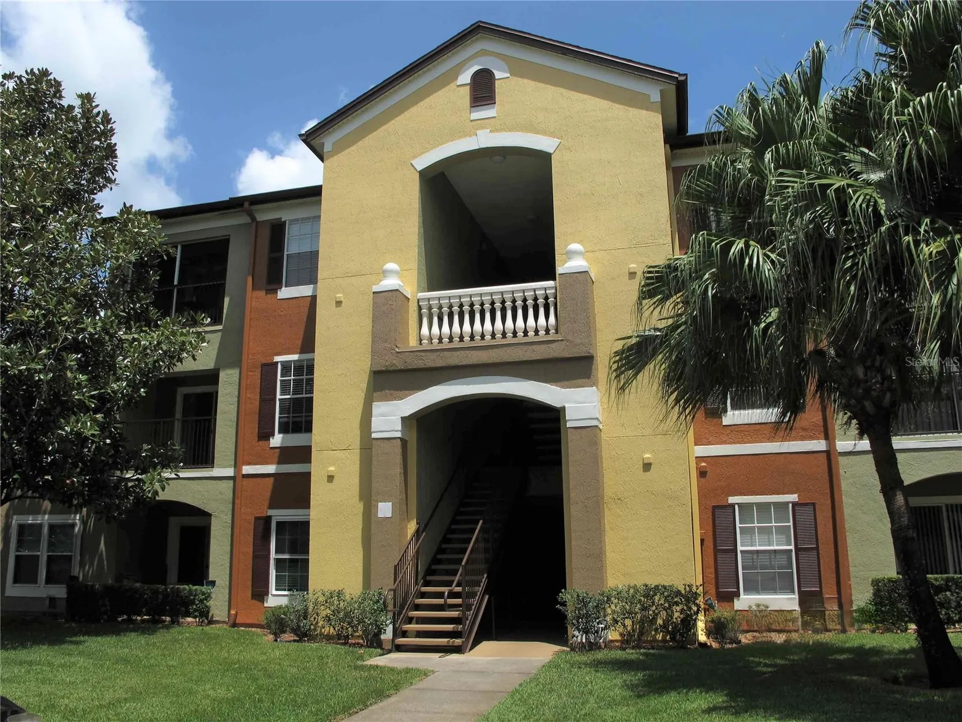 738 Crest Pines Drive Orlando FL 32828