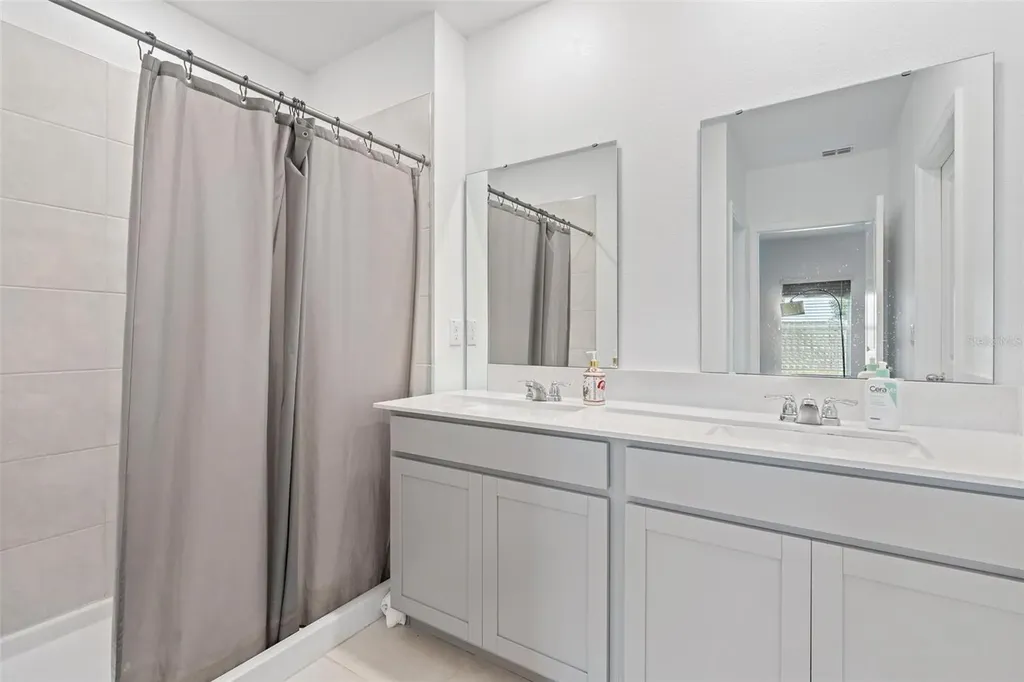 360 Loch Court Davenport FL 33837