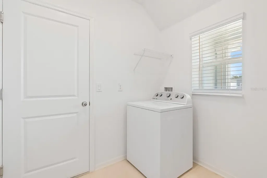 360 Loch Court Davenport FL 33837