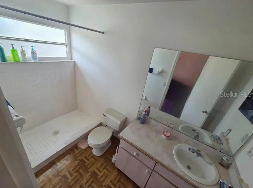 299 Indian Point Circle Kissimmee FL 34746