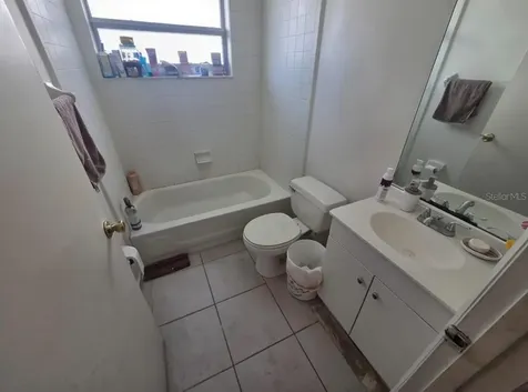 299 Indian Point Circle Kissimmee FL 34746