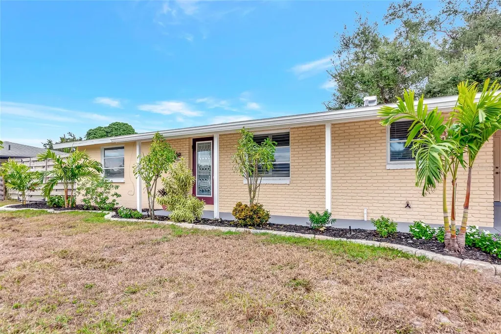 2707 Bigelow Drive Sarasota FL 34239