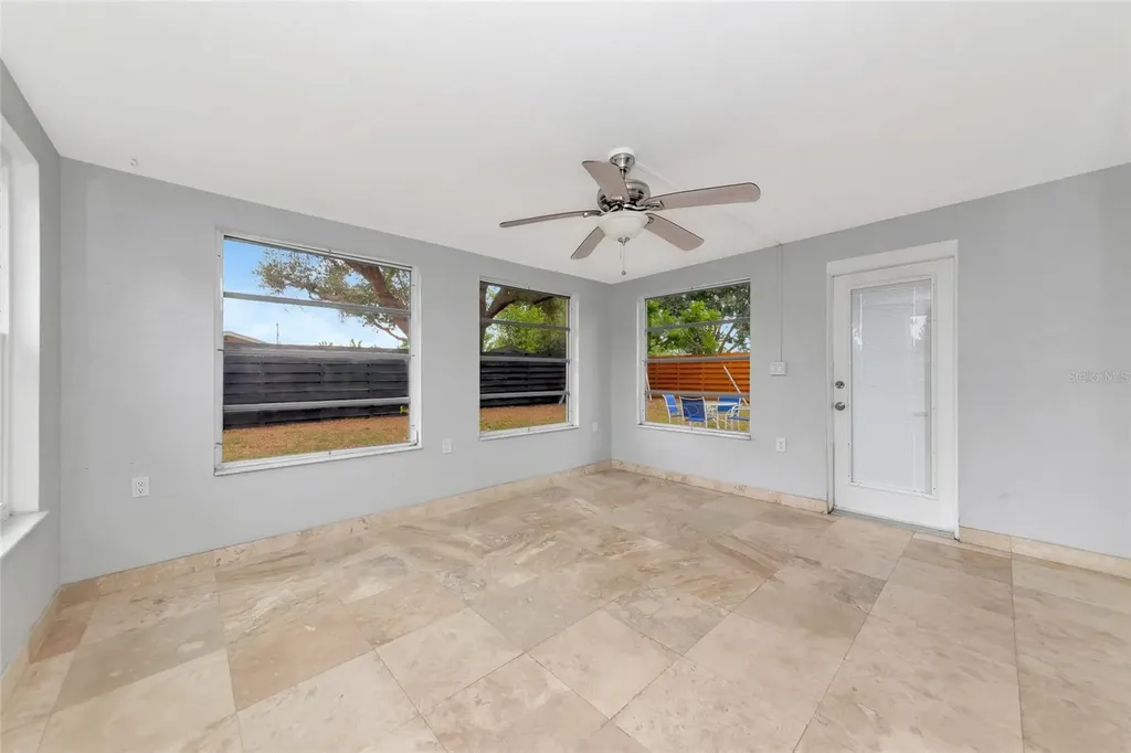 2707 Bigelow Drive Sarasota FL 34239