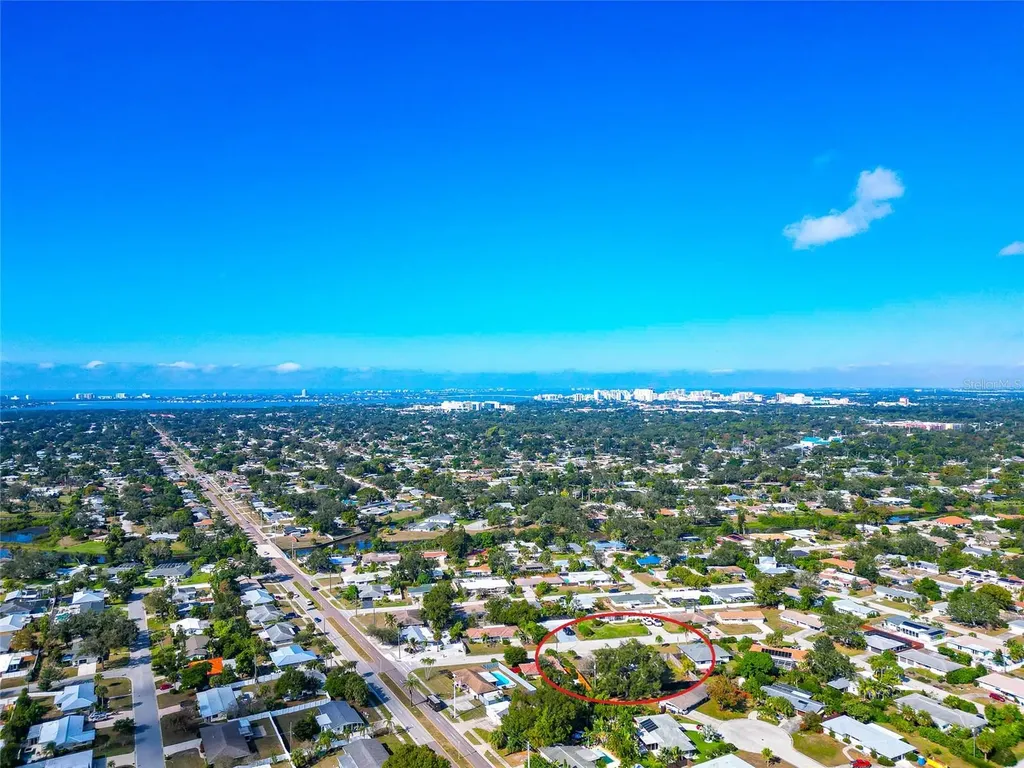 2707 Bigelow Drive Sarasota FL 34239