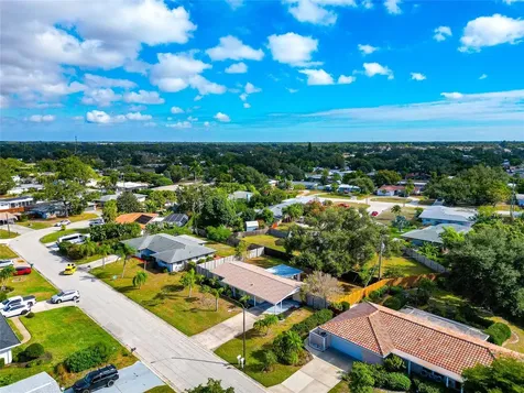 2707 Bigelow Drive Sarasota FL 34239