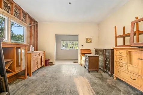 1430 E New York Avenue Deland FL 32724