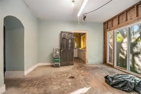 1430 E New York Avenue Deland FL 32724