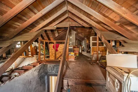 1430 E New York Avenue Deland FL 32724