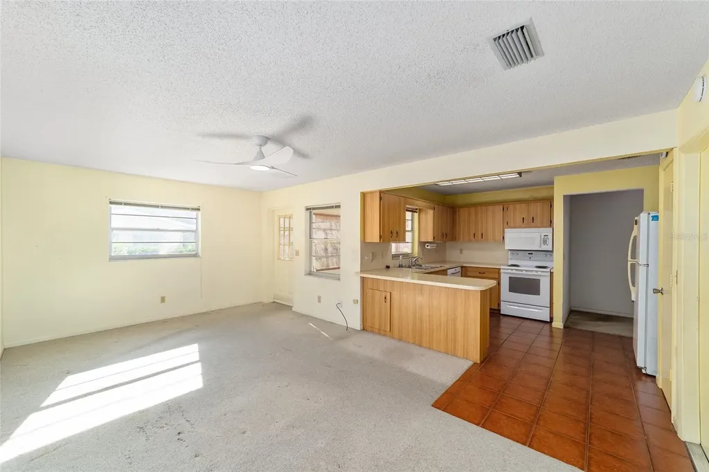 9371 SW 82nd Terrace Ocala FL 34481