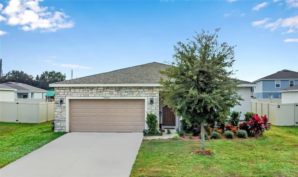 24409 Sunnys Halo Way Sorrento FL 32776