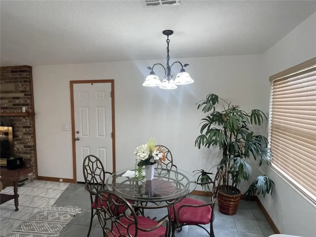 2815 N Leavitt Avenue Orange City FL 32763