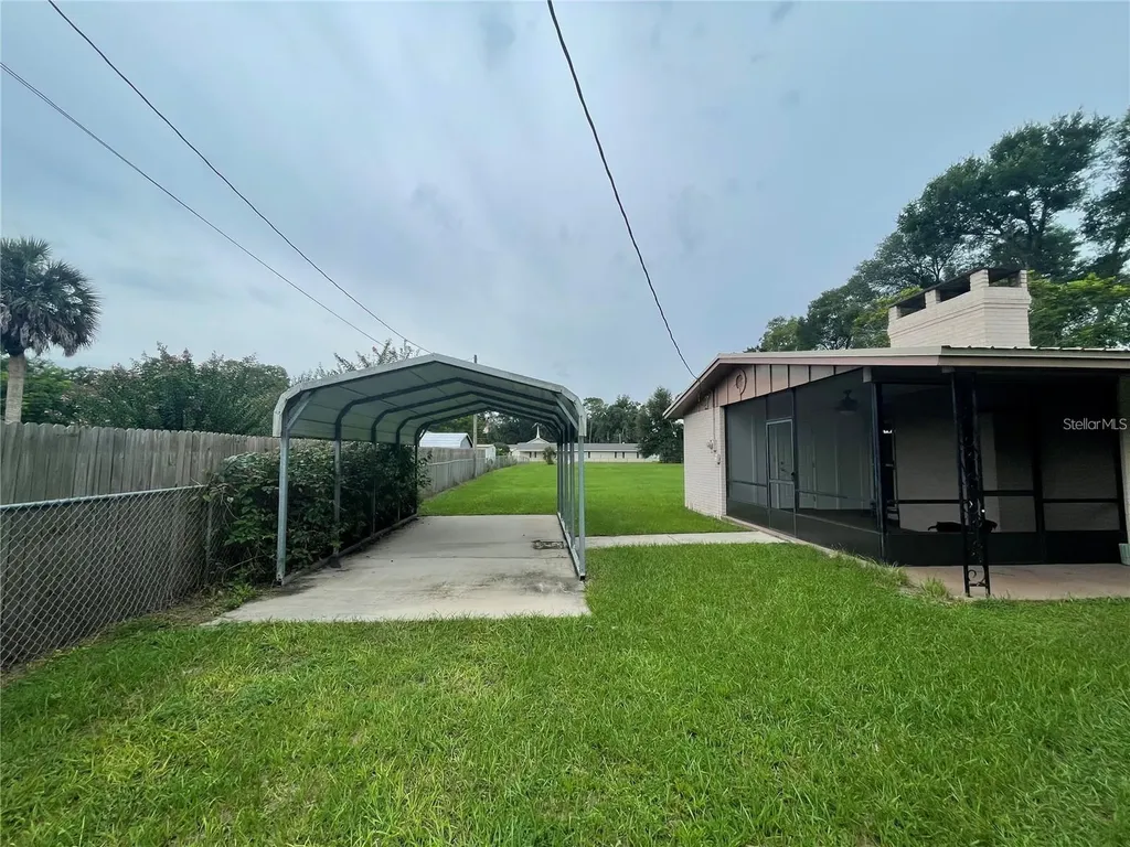 2815 N Leavitt Avenue Orange City FL 32763