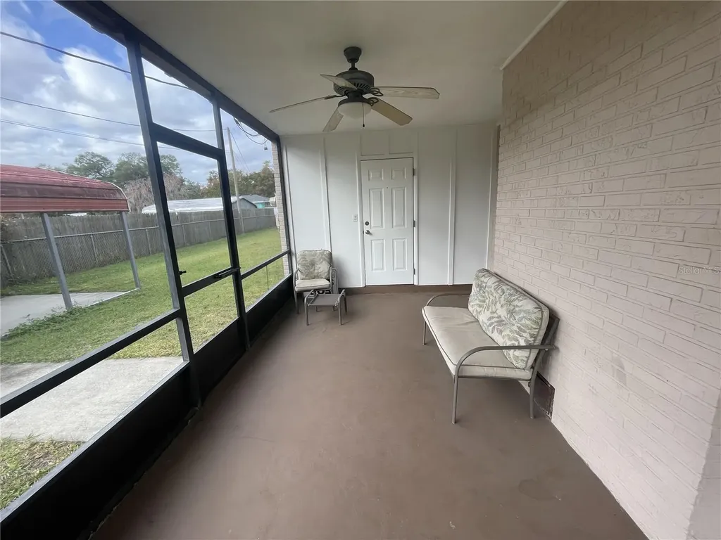 2815 N Leavitt Avenue Orange City FL 32763