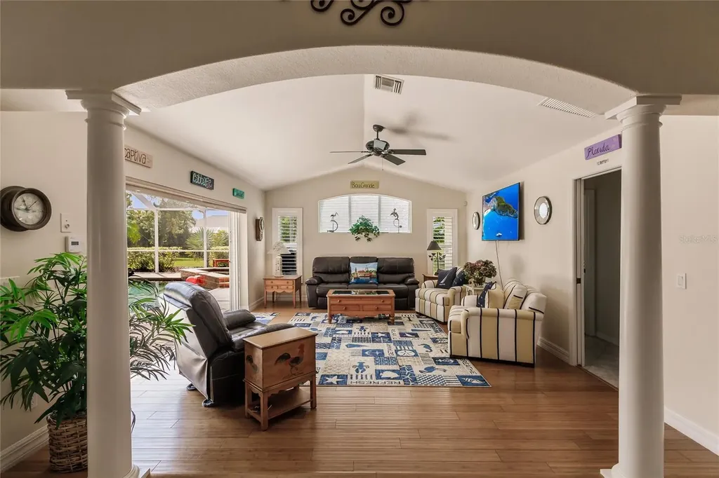 254 Rotonda Boulevard E Rotonda West FL 33947