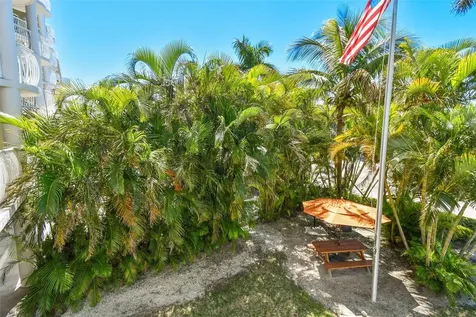 11605 Gulf Boulevard Treasure Island FL 33706