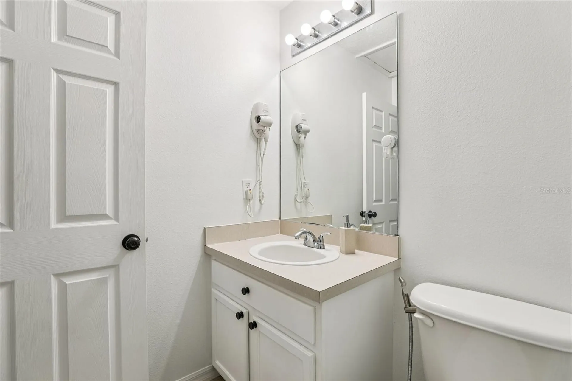 8419 Crystal Cove Loop Kissimmee FL 34747