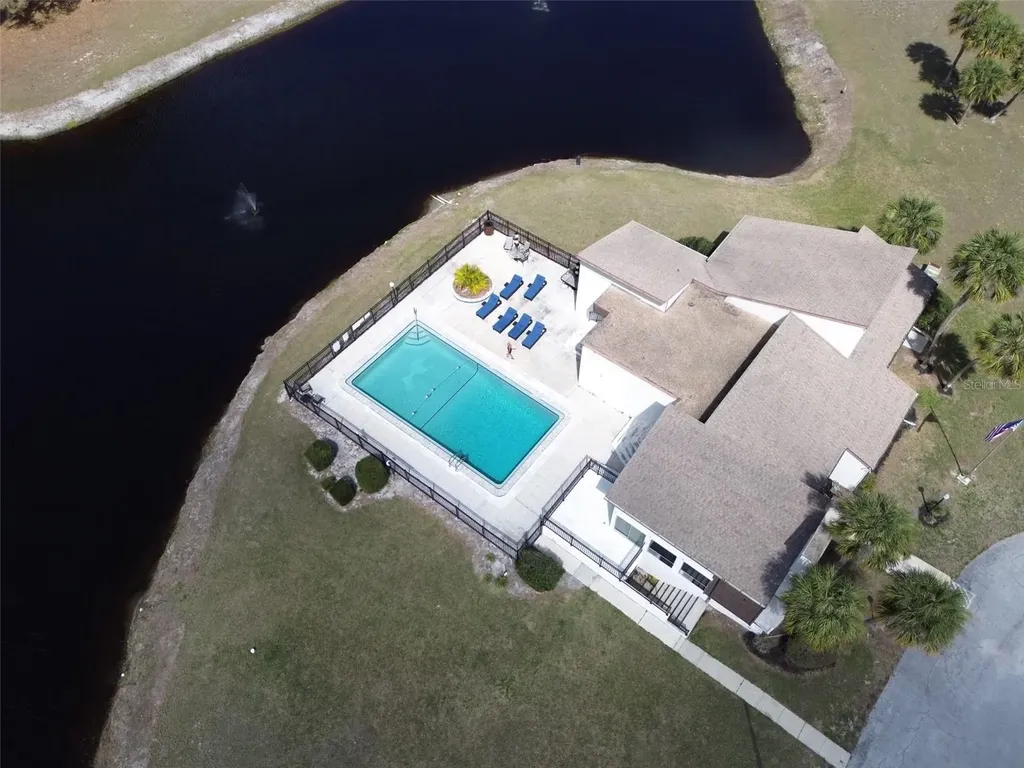 18101 Sandalwood Drive Wildwood FL 34785