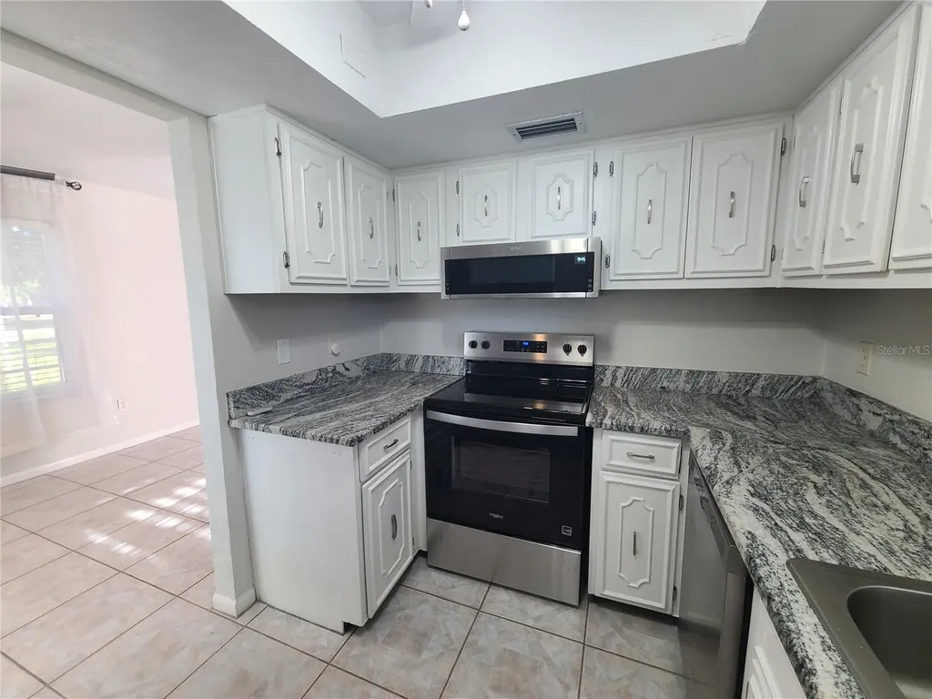 18101 Sandalwood Drive Wildwood FL 34785