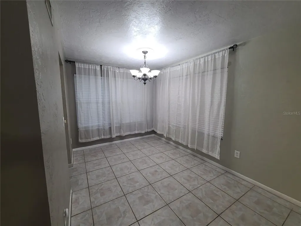 18101 Sandalwood Drive Wildwood FL 34785
