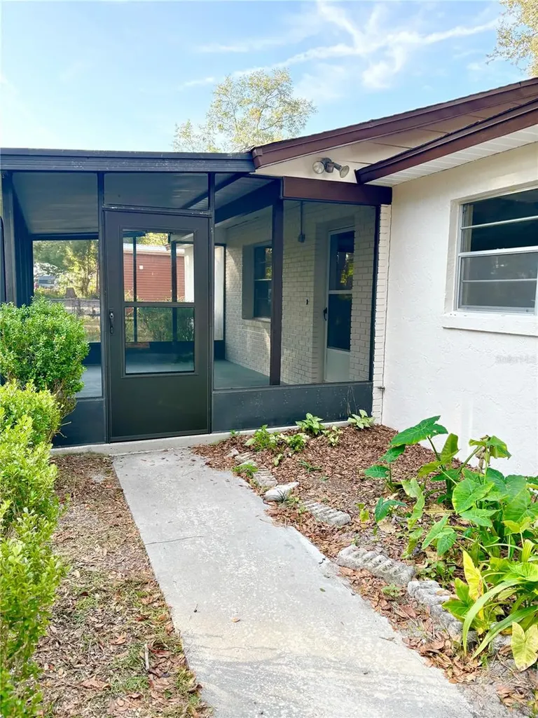 7670 SE 22nd Avenue Ocala FL 34480