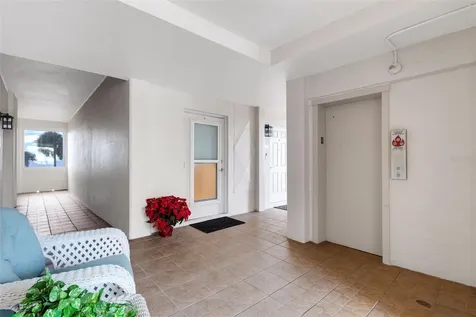 109 The Esplanade S Venice FL 34285