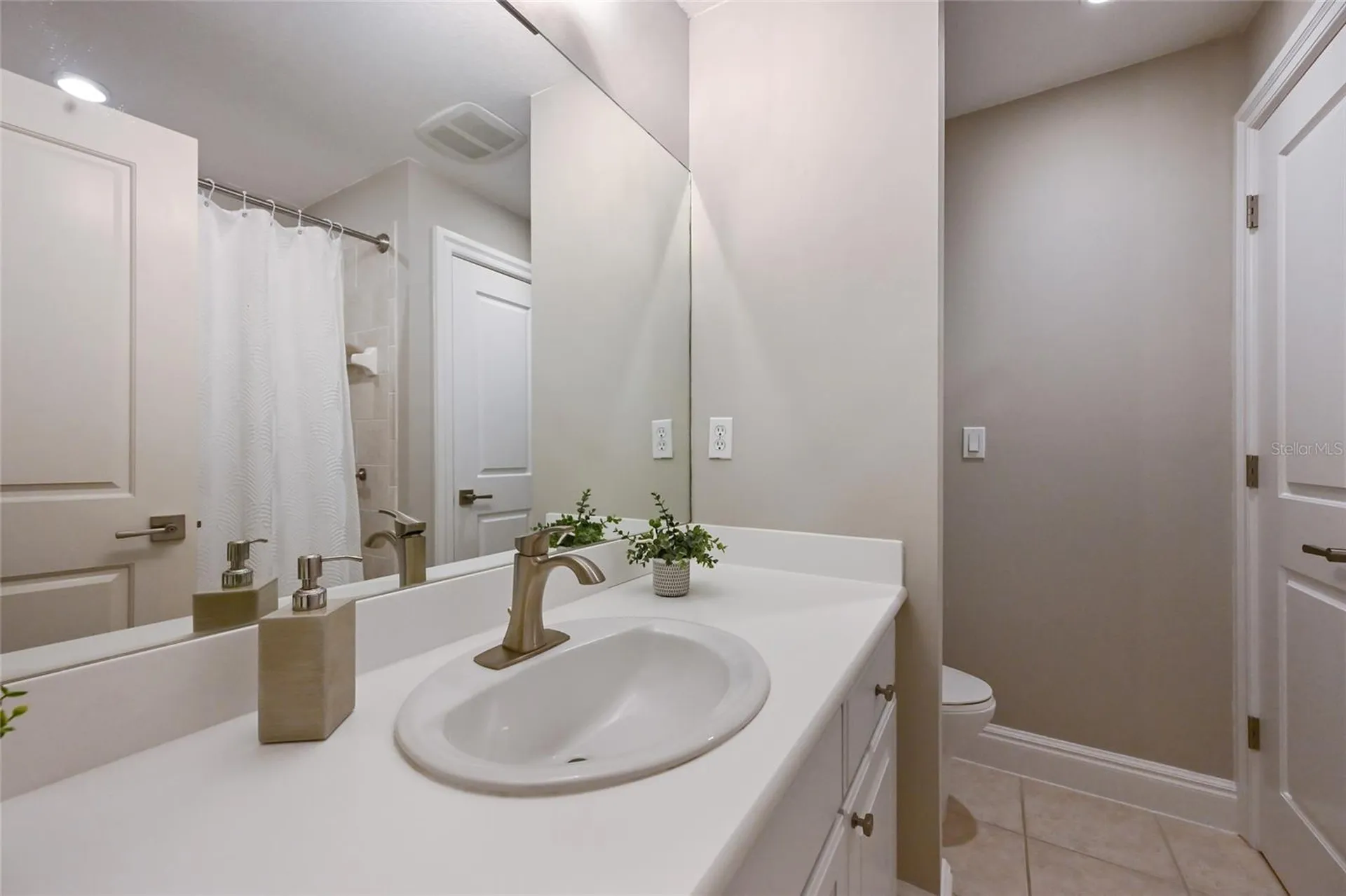1749 Lincoln Park Circle Sarasota FL 34236