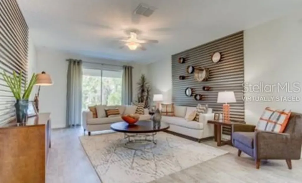 2404 Volunteer Avenue Kissimmee FL 34744