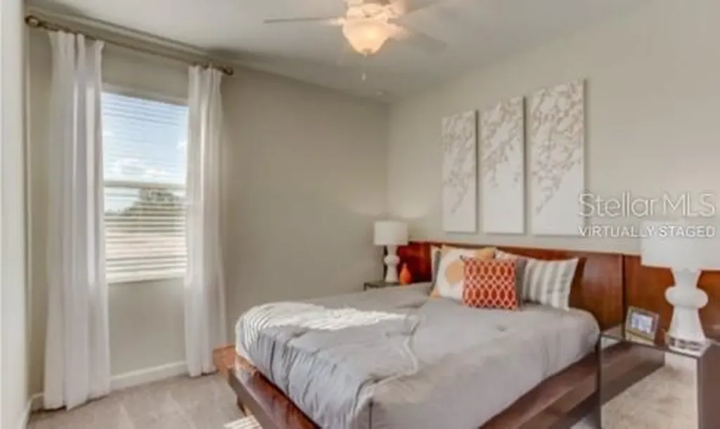 2404 Volunteer Avenue Kissimmee FL 34744