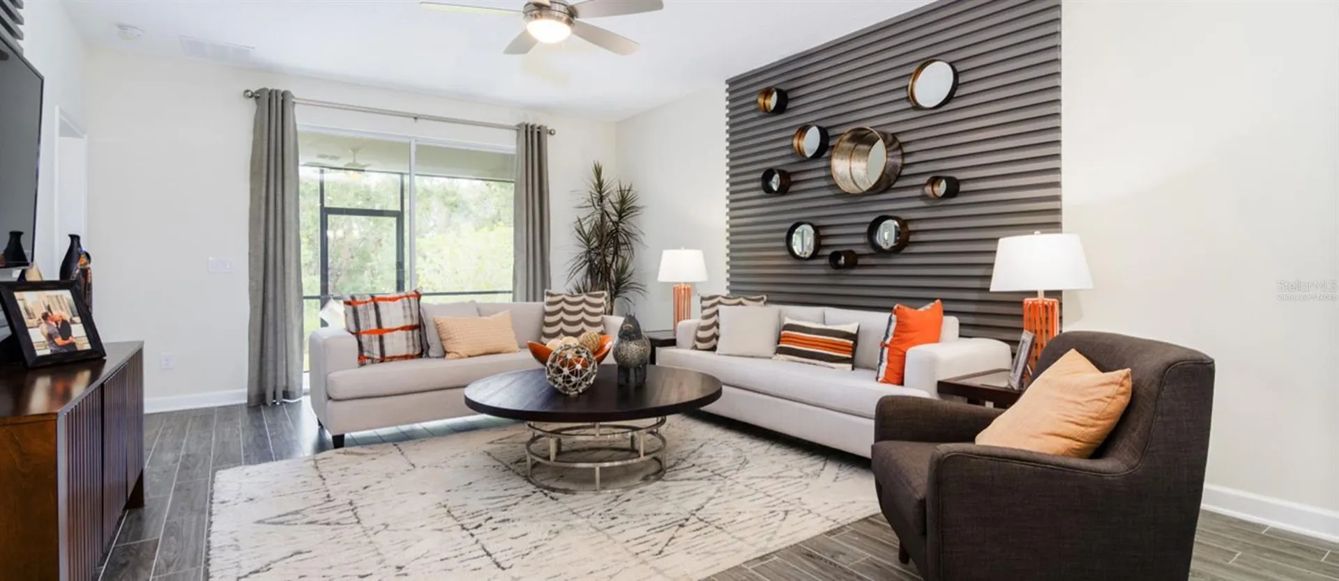 2404 Volunteer Avenue Kissimmee FL 34744
