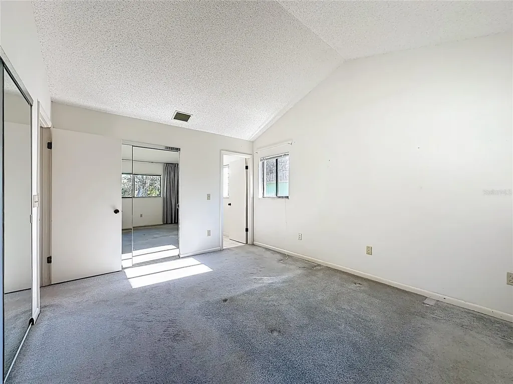 2 Ferndale Lane Palm Coast FL 32137