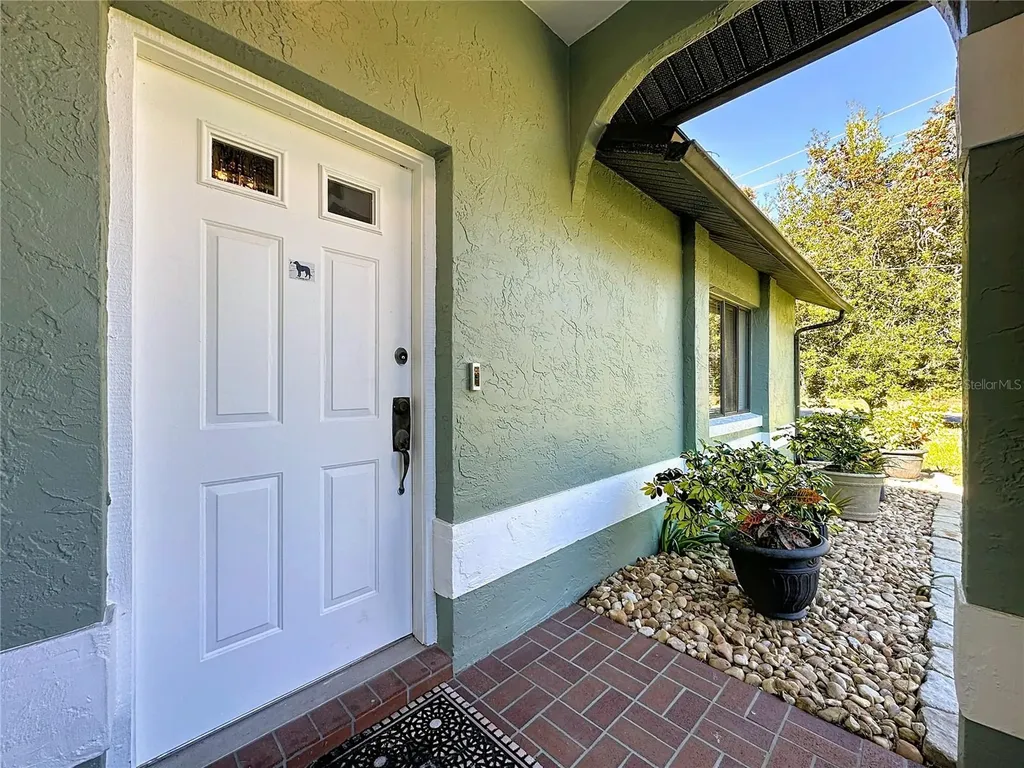 2 Ferndale Lane Palm Coast FL 32137