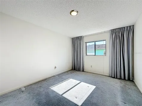 2 Ferndale Lane Palm Coast FL 32137