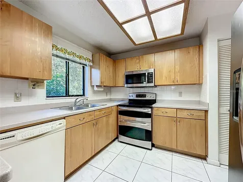 2 Ferndale Lane Palm Coast FL 32137