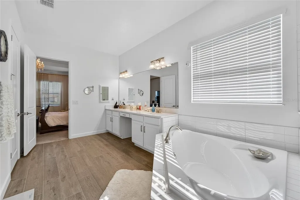 17216 Scuba Crest Street Wimauma FL 33598
